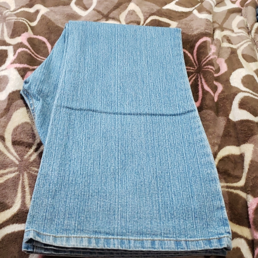 Jeans - Picture 3 of 6